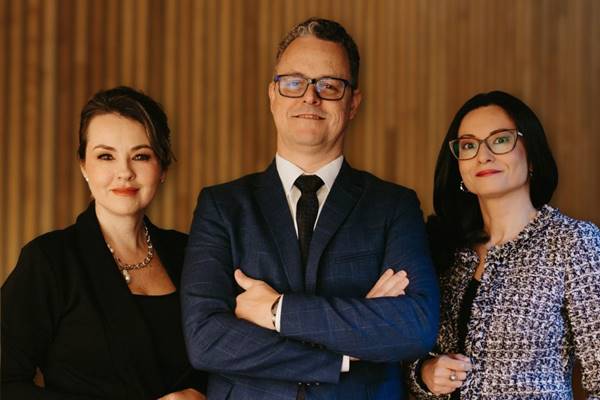 Advogados Especialistas em Erro Médico e Hospitalar, Direito da Saúde e Contratos Bancários.